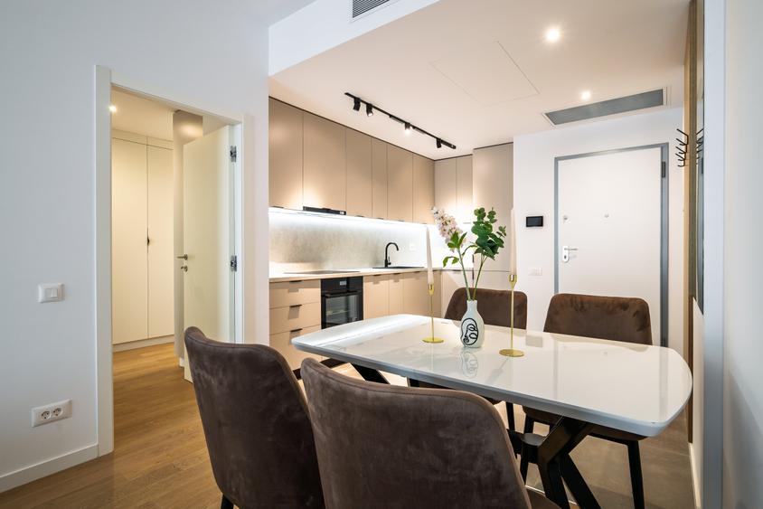 Apartament cu 2 camere decomandat în Floreasca