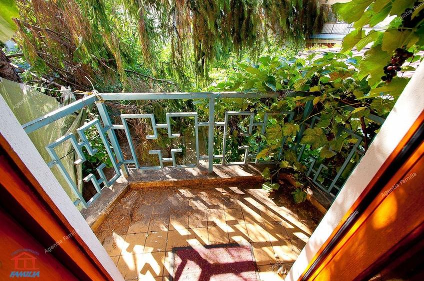 Casă individuală cu 3 camere cu Canalizare în Ultracentral