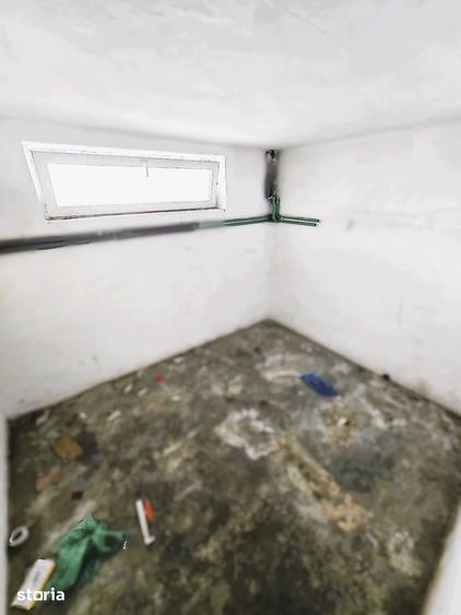 Casă cu 4 camere cu Teren 420 Mp în Titulescu