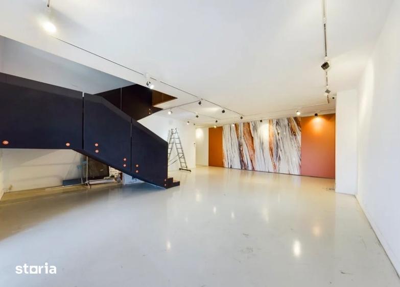 Spațiu comercial, de 1,125 mp, în Pajura