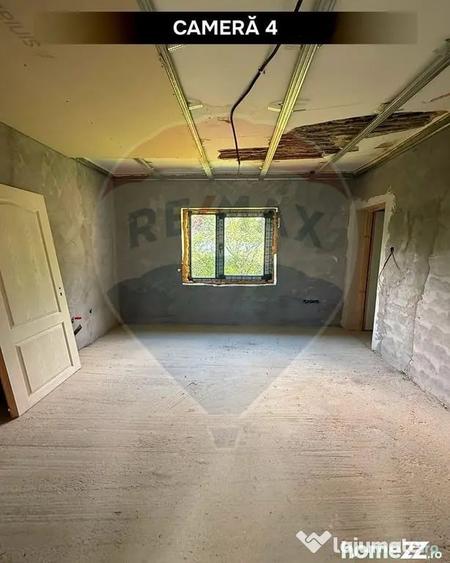 Casă cu 2 camere cu Teren 2628 Mp în Hovrila
