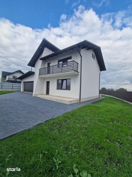 Casă cu 4 camere cu Teren 200 Mp în Moara