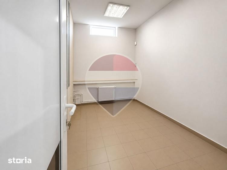 Spațiu comercial, de 12 mp, în Astra