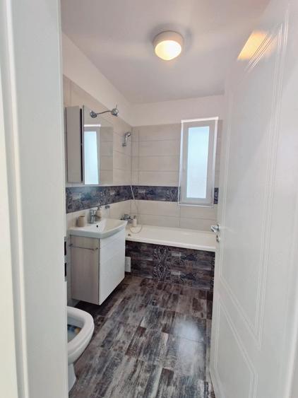 Apartament cu 3 camere semidecomandat în Braytim
