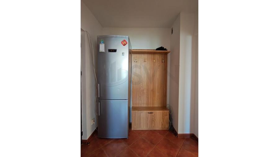 Apartament cu 3 camere semidecomandat, mobilat în Timișoara