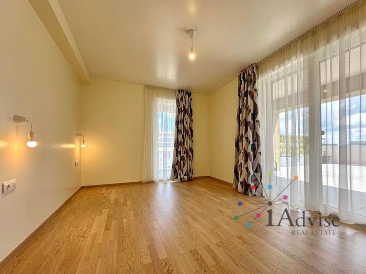 Penthouse Inchiriere cu Priveliste Deosebita - Zona Coresi - 11