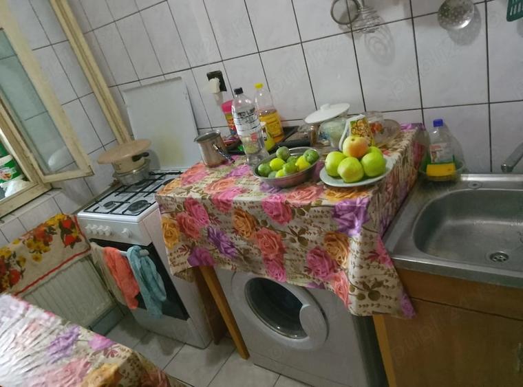 Garsonieră decomandată în Unirii
