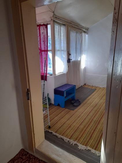 Casă cu 3 camere în Central