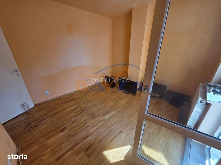 Aleea Marasti, apartament 3 camere decomandat, etaj 2, garaj exterior