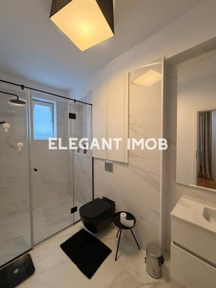 Casă individuală cu 7 camere cu Canalizare în Corbeanca