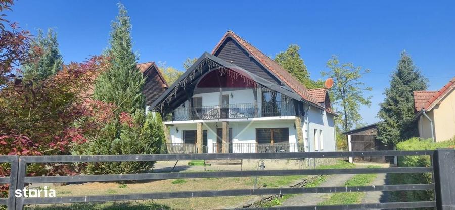 Casă cu 4 camere în Mănăstirea
