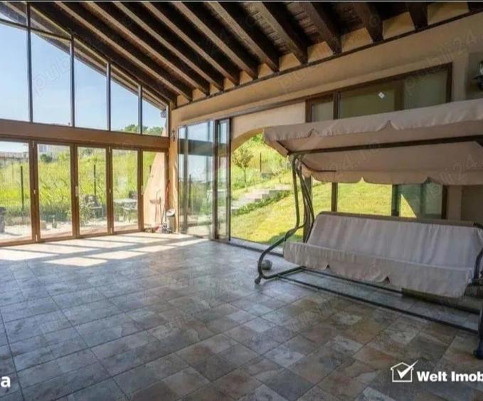 Casă cu 5 camere cu Teren 2500 Mp în Iris