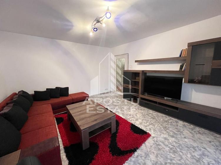 Apartament cu 3 camere decomandat, mobilat în Bucovina