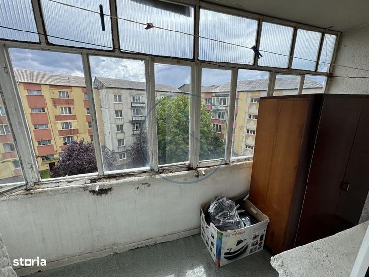 Garsonieră decomandată în Independenței