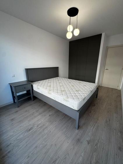 Apartament cu 2 camere semidecomandat, mobilat în Drumul Taberei