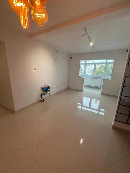 Apartament cu 3 camere decomandat în Păcurari