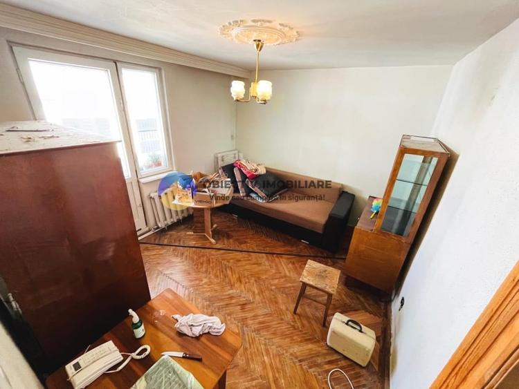 Apartament cu 2 camere decomandat în Precista
