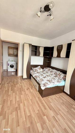 Apartament cu 3 camere în Ostroveni