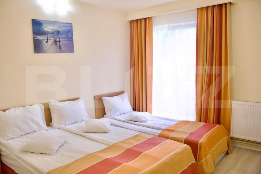 Hotel/Pensiune, de 1,000 mp, în Exterior Sud