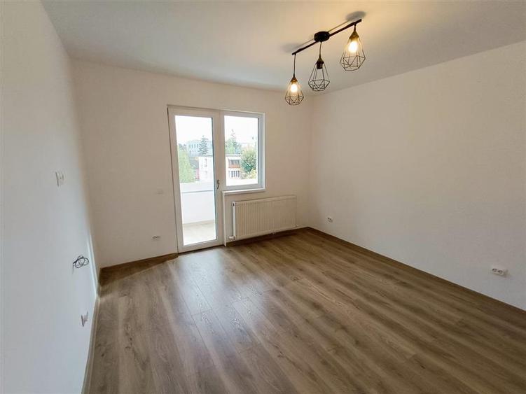Apartament cu 2 camere semidecomandat în Blumăna
