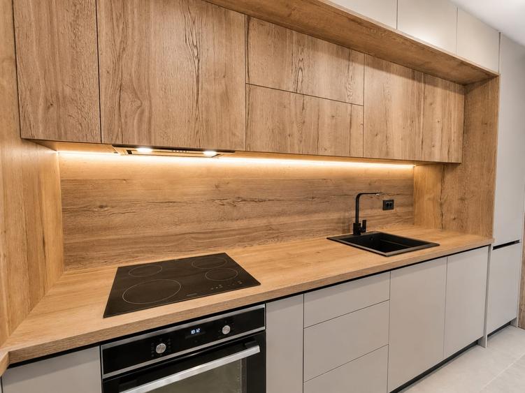 Apartament cu 2 camere semidecomandat în Tractorul