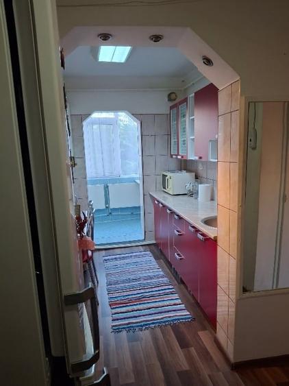 Apartament cu 2 camere decomandat, mobilat în Dacia