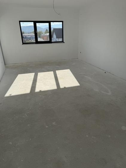 Apartament cu 2 camere decomandat în Șelimbăr
