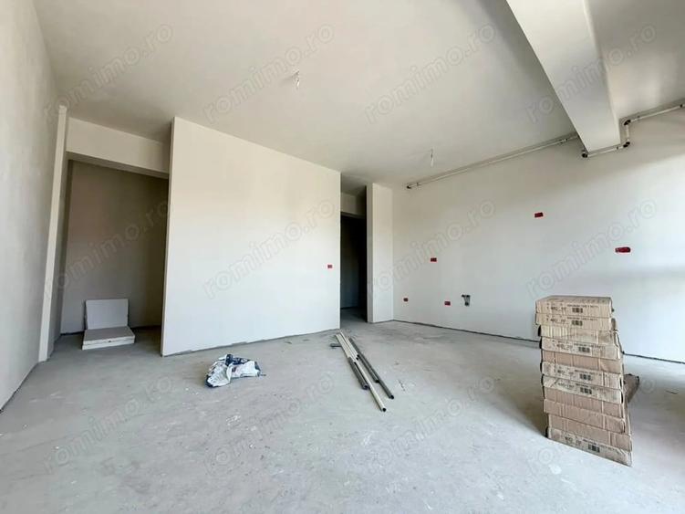 Apartament cu 2 camere decomandat în Plopi