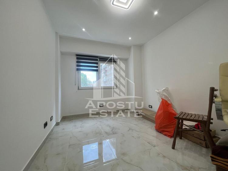 Apartament cu 3 camere semidecomandat, mobilat în Podgoria