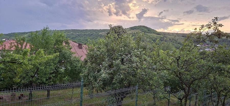 Casă cu Teren 460 Mp în Ștefănești