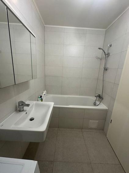 Apartament cu 2 camere în Drumul Carului