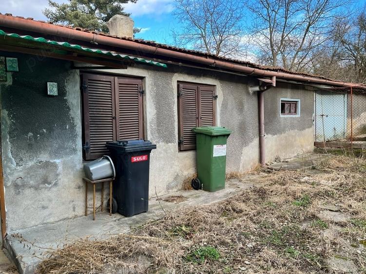Casă cu 4 camere cu Teren 8808 Mp în Simeria