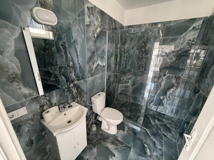 Casă individuală cu 3 camere cu Canalizare în Micești