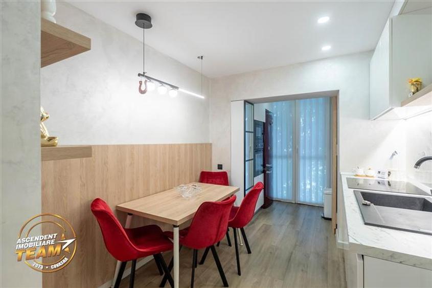 Apartament cu 2 camere decomandat în Central