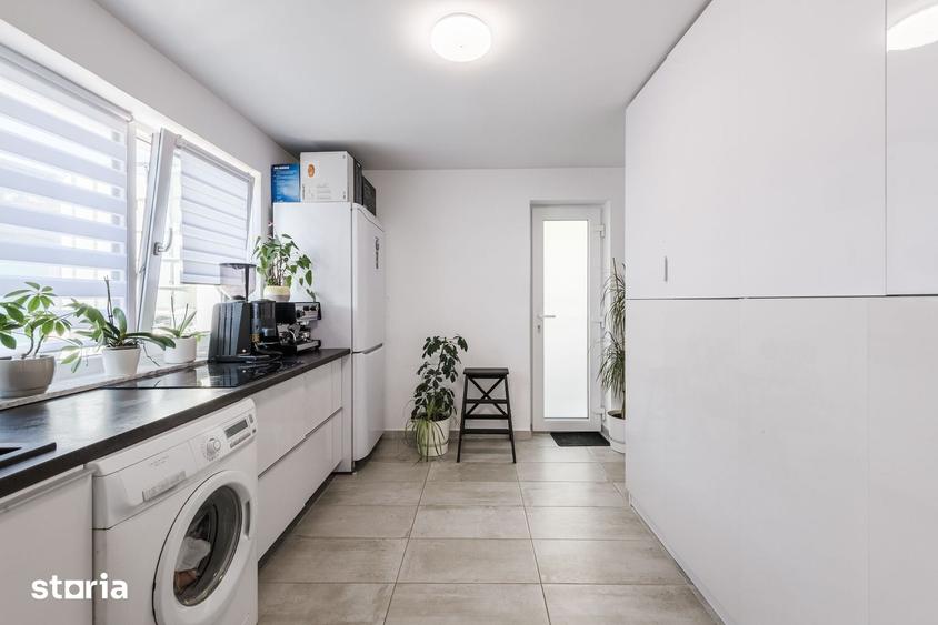 Casă cu 6 camere cu Teren 468 Mp în Apahida