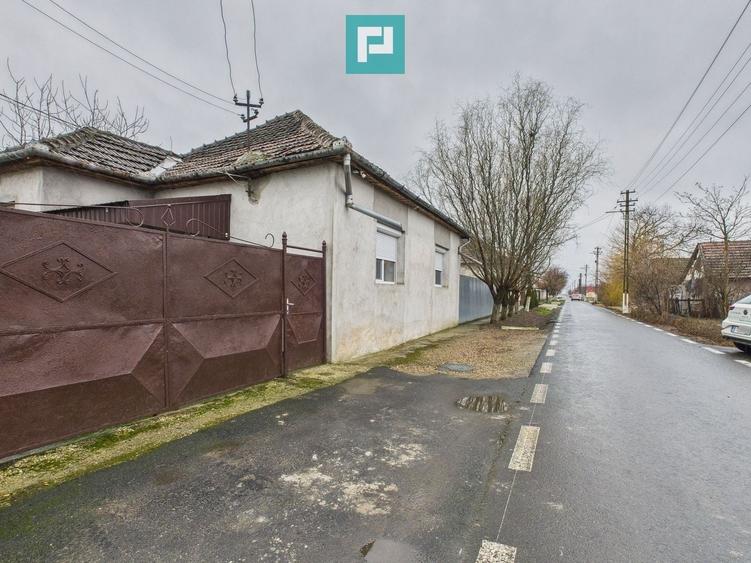 Casă individuală cu 3 camere cu Canalizare în Nădab