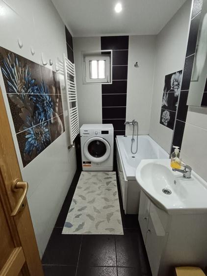 Apartament cu 2 camere semidecomandat în Gojdu