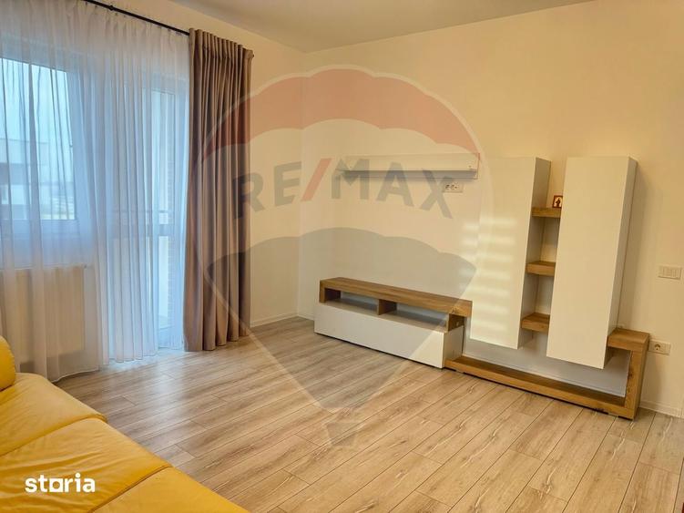 Apartament cu 3 camere decomandat, mobilat în Berceni