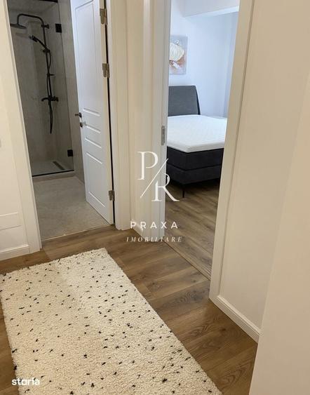 Apartament cu 3 camere semidecomandat în Florești