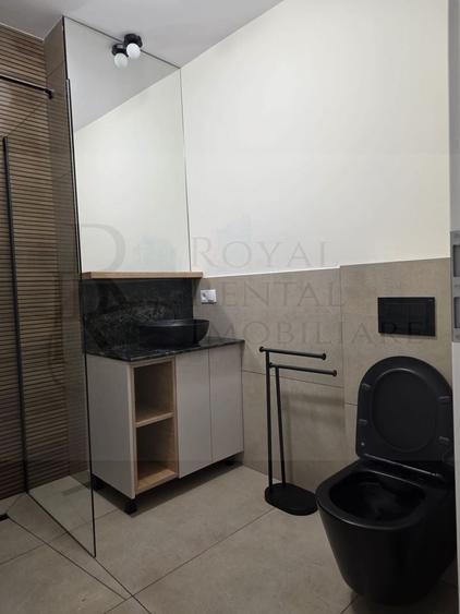 Apartament cu 3 camere decomandat, mobilat în Bulgaria