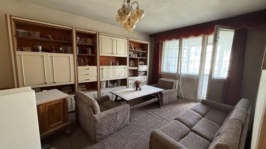 Apartament cu 2 camere decomandat în Tei