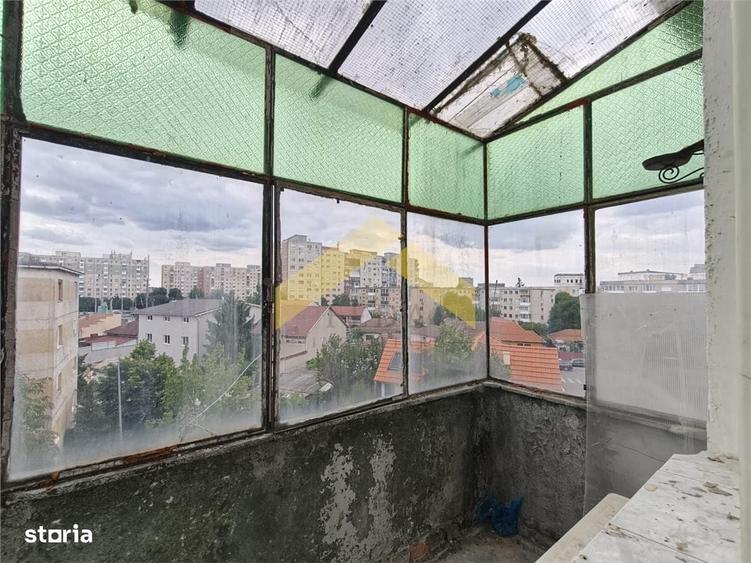 Apartament cu 2 camere semidecomandat în Aurel Vlaicu