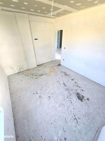 Apartament cu 3 camere în Micro 17