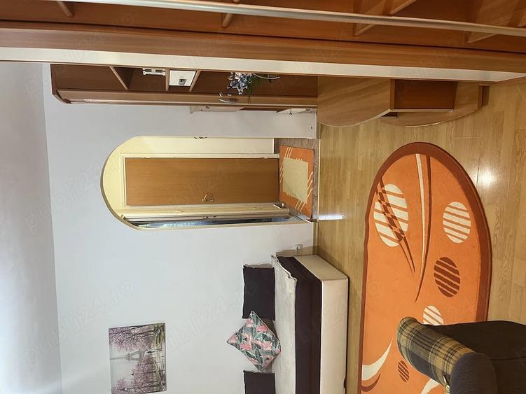 Apartament cu 2 camere semidecomandat în Giurgiului