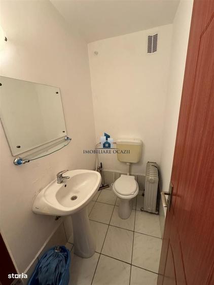 Apartament cu 3 camere decomandat în Berceni