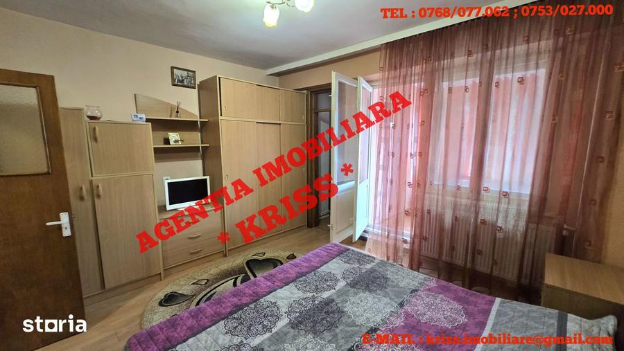 Apartament cu 2 camere decomandat în Central