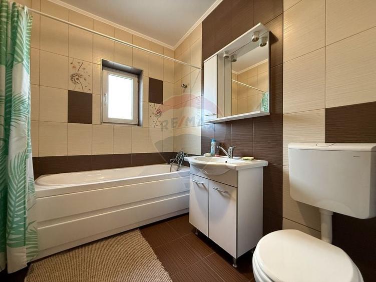 Apartament cu 2 camere decomandat în Florești