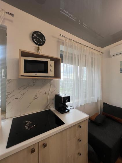 Apartament cu 2 camere semidecomandat, mobilat în Năvodari