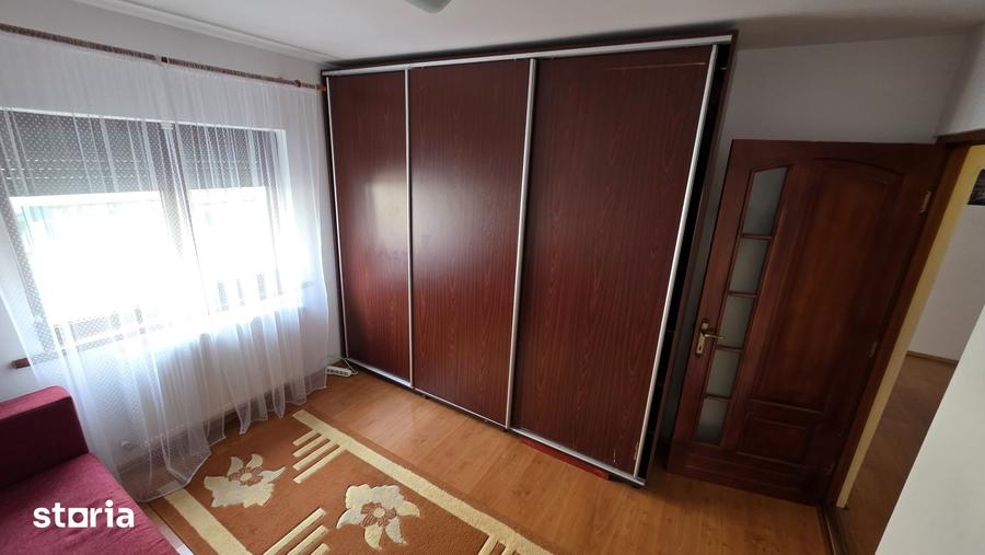 Apartament cu 4 camere în Central