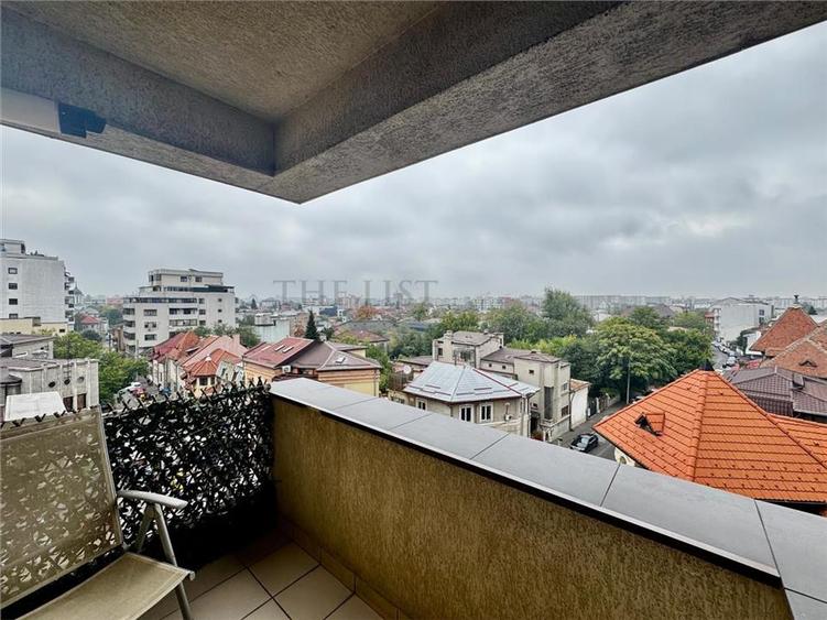 Apartament cu 3 camere decomandat, mobilat în Calea Călărașilor